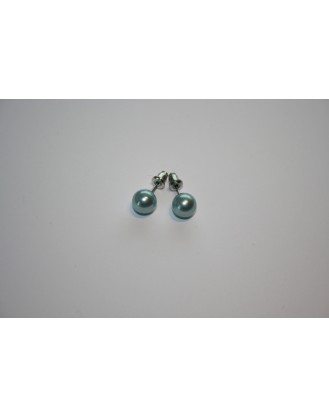 Pearl earrings light blue